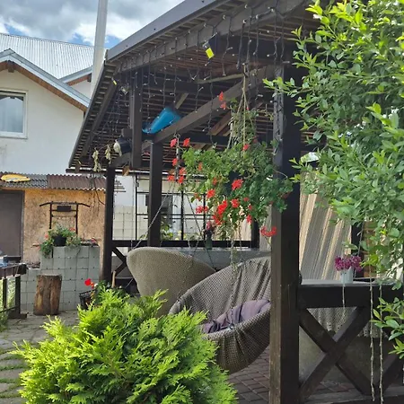 Захарова Оселя Hotel Slavske Exterior photo